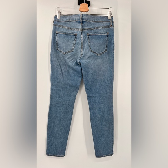 Old navy super skinny jeans - Picture 3 of 3